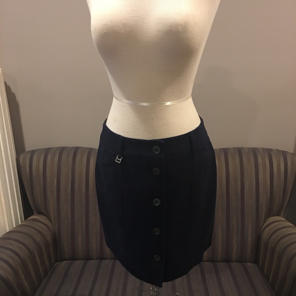 MK NAVY MINI SKIRT⭐️⭐️⭐️⭐️⭐️